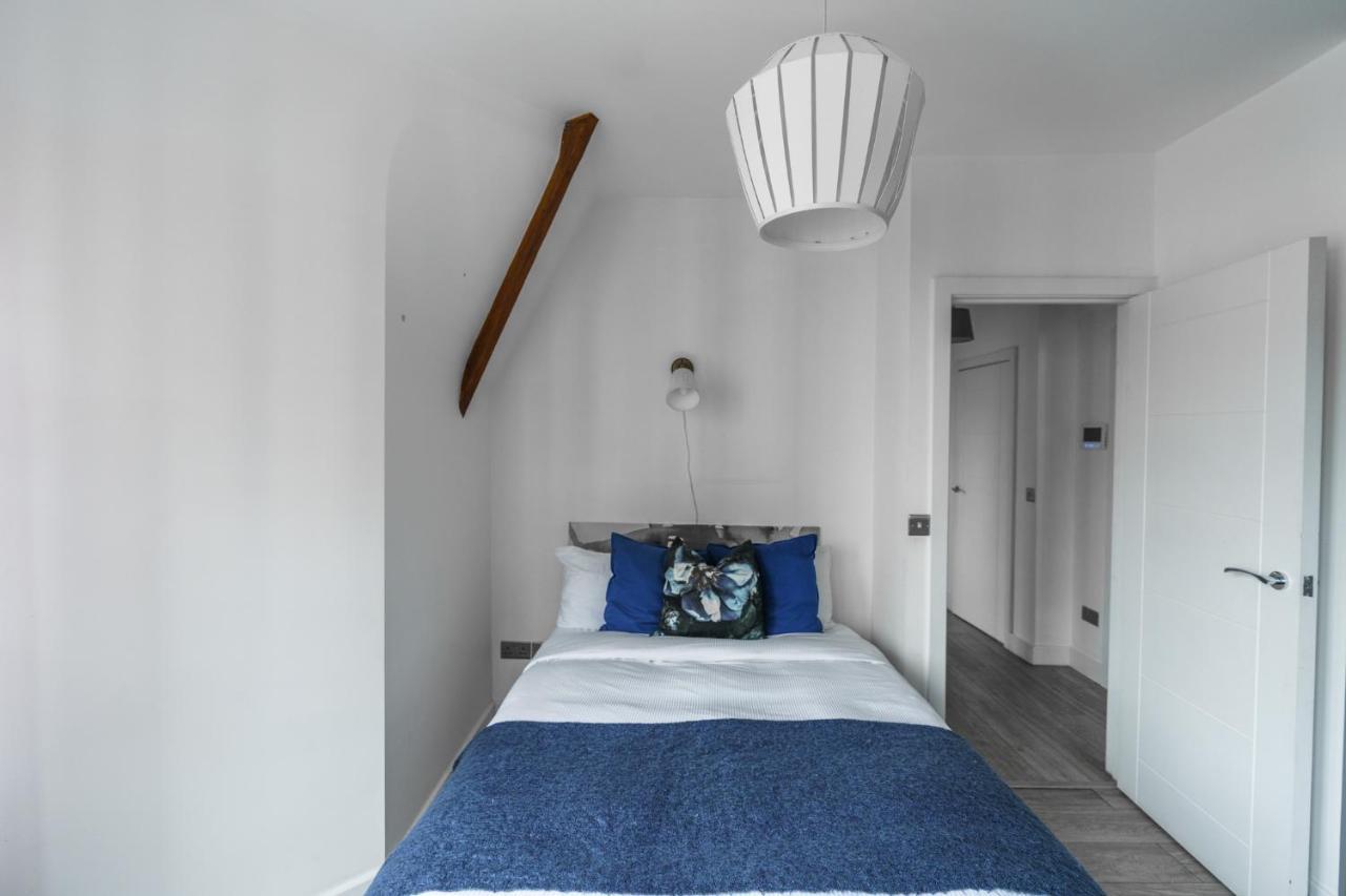 Top Floor Apartment High Street Kensington Londra Esterno foto