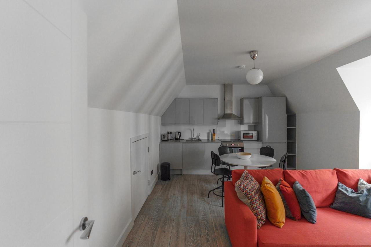 Top Floor Apartment High Street Kensington Londra Esterno foto